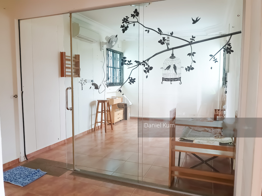Blk 892A Tampines Avenue 8 (Tampines), HDB Executive #203065591